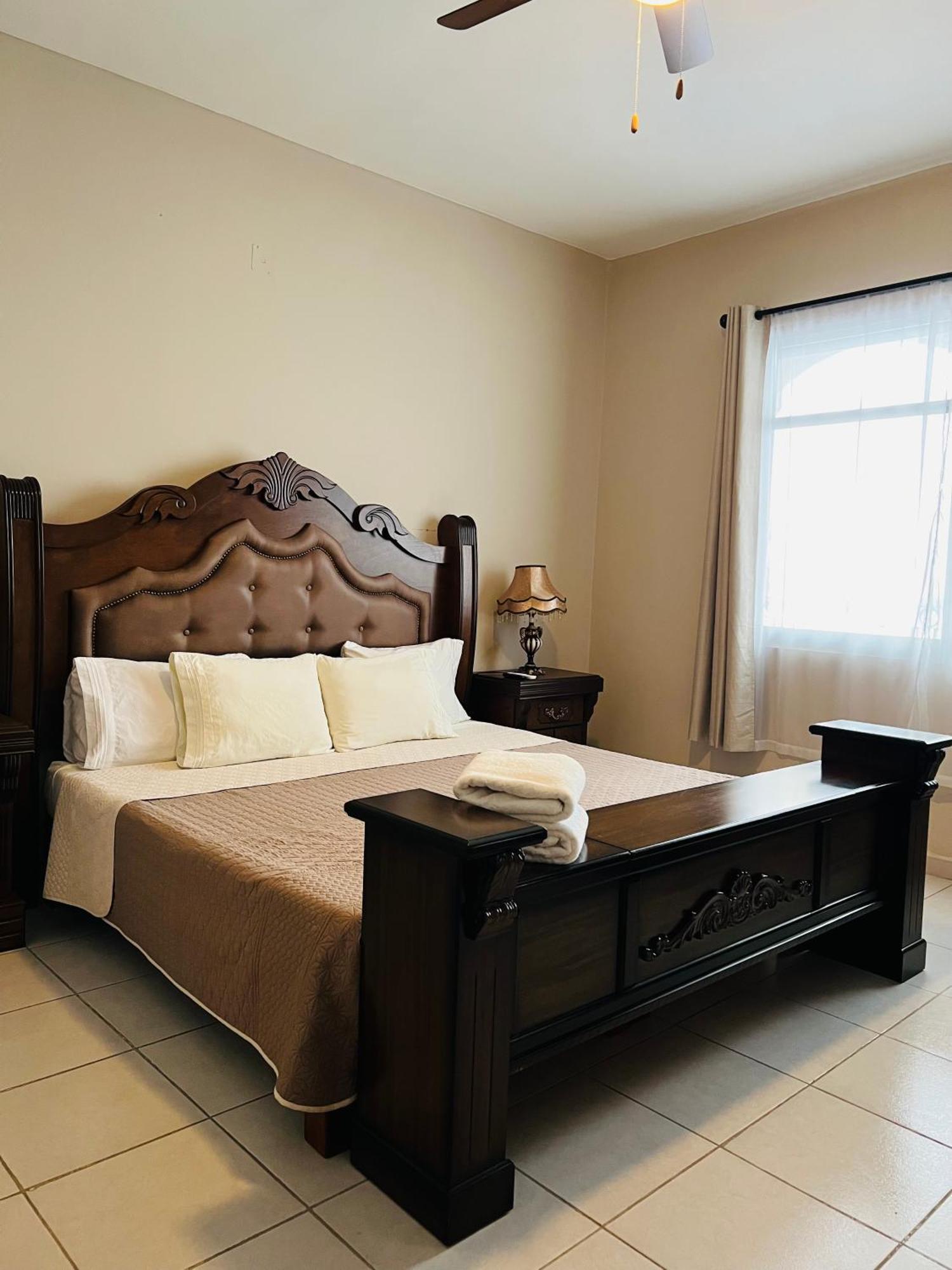 Hosteria Casa Marquez León Kültér fotó