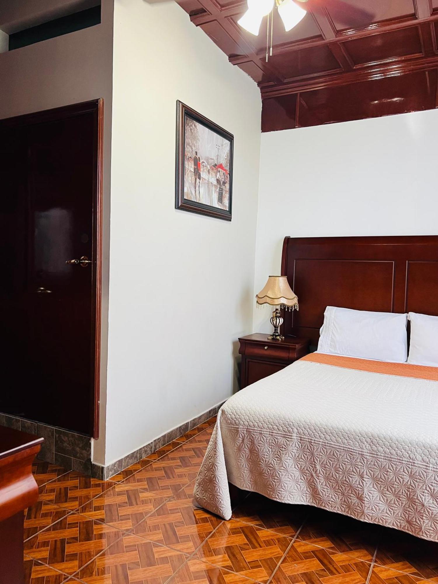 Hosteria Casa Marquez León Kültér fotó